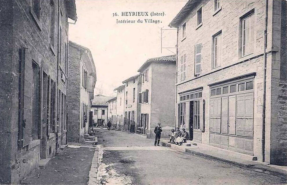 Intérieur du village